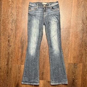 L.e.i. Sophia Hiphugger Flare Jeans